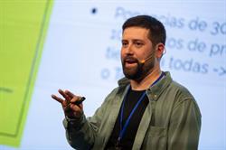Luisflores.pro, Móstoles