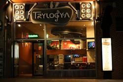 Trylogy-a, Las Navas del Marqués