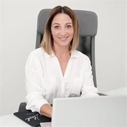 Clínica Dra. Majo Lluch - Medicina Estética, Puçol