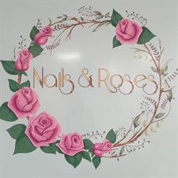 NAILS and ROSES, Godella