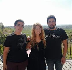 Bar Seis Kopas, Samaniego