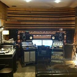 Sweet Saul Music, Ugeraga
