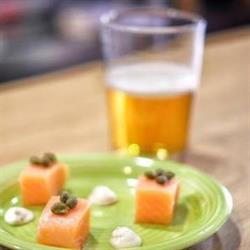 Bodega - Taberna La 'Ñ' . El Porvenir - Sevilla