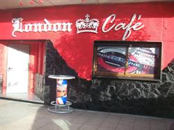 London Café, Martos