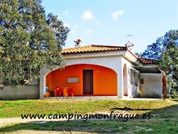 Camping Monfragüe. Restaurante y Bungalows, Malpartida de Plasencia
