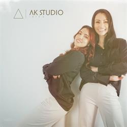 AK STUDIO IBIZA — ANA PAULA Y KATHERINE ROMERO, Eivissa