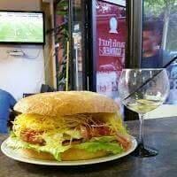 Frankfurt El Corner, Badalona