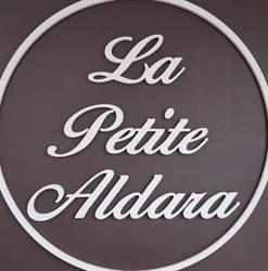 La Petite Aldara Salón, Moralzarzal
