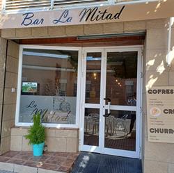 Bar La Mitad, La Carlota