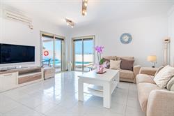 Villa Vista, Callao Salvaje