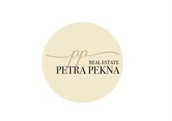 Petra Pekna Real Estate S.L., Cala Figuera