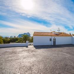 Villa mango calpe, La Cometa