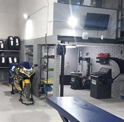 Talleres M&M Neumáticos y servicios, Coslada