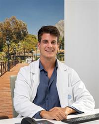Dr. Ignacio Castaño Uhagón, Dermatólogo, Marbella