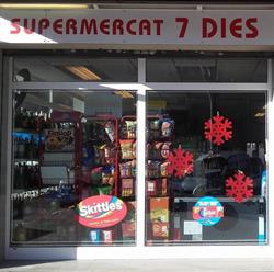 Supermercat 7 dies, Vic