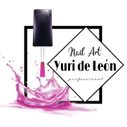 Yuri de León, Aspe